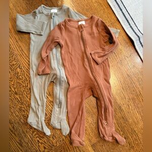 Mebie baby set of 2 zip footies, 12-18 months